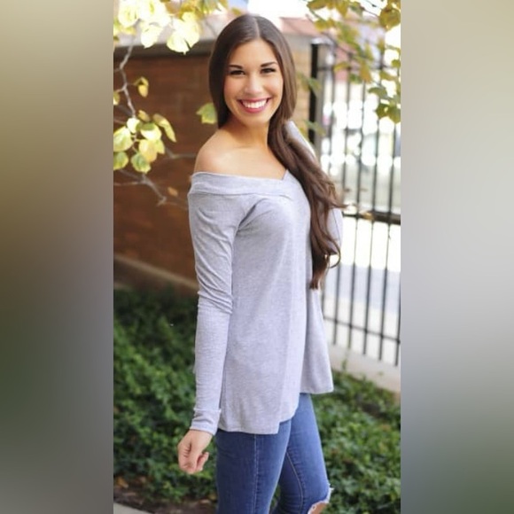 Gray Ribbed Wide V Neck Long Sleeve Top - Picture 5 of 6